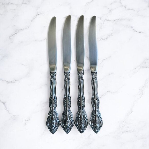 4 Oneida Michelangelo Dinner Knives Stainless Heirloom Glossy  Flatware  9 In - Picture 3 of 10
